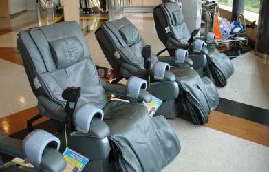 titan massage chair review: a look on its competitors